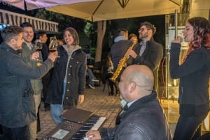 Natt på linbanan: vin, musik och cueca i Santiago