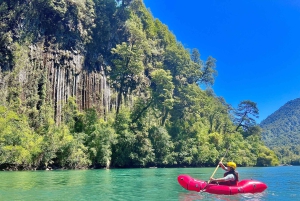 Packrafting sur la rivière Petrohue