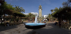 Plaza Colon y Arturo Prat
