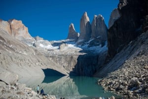 Caminata Privada Base Torres - Parque Nacional Torres del Paine