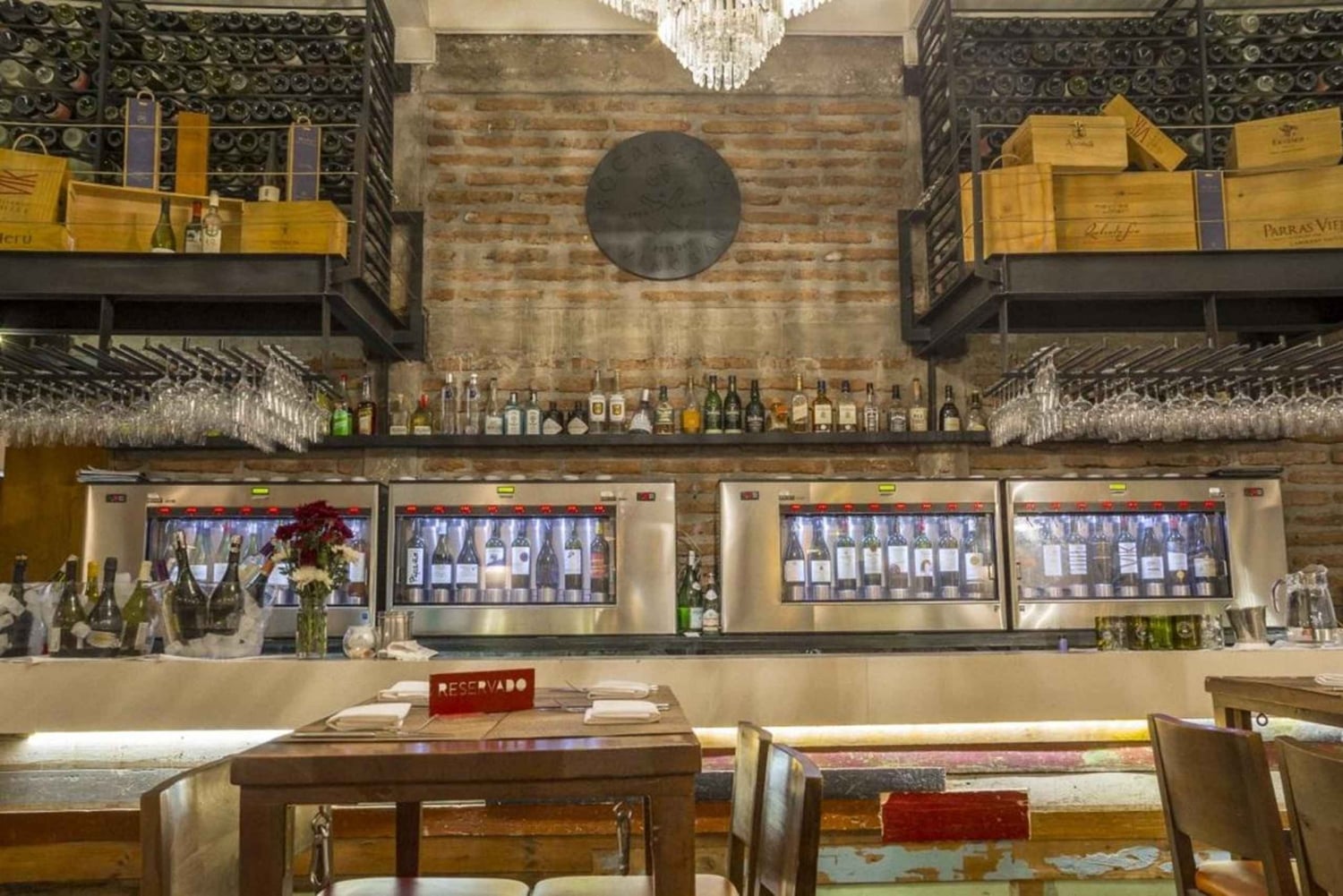 Yksityinen kaupunkikierros Santiago & viinibaarikokemus