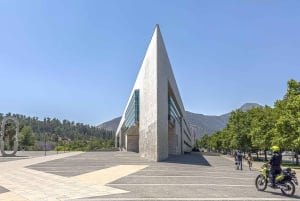 Yksityinen kaupunkikierros Santiago & viinibaarikokemus