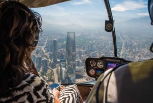 Visite privée en hélicoptère au-dessus de Santiago avec transport à l'hôtel