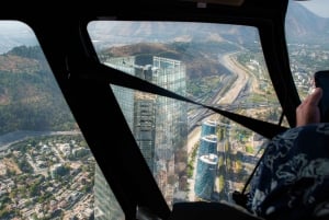 Visite privée en hélicoptère au-dessus de Santiago avec transport à l'hôtel