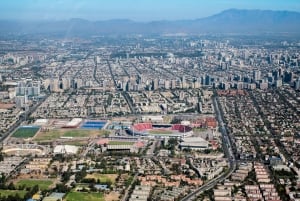 Visite privée en hélicoptère au-dessus de Santiago avec transport à l'hôtel