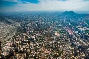 Visite privée en hélicoptère au-dessus de Santiago avec transport à l'hôtel