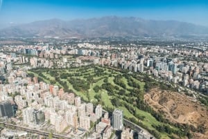 Visite privée en hélicoptère au-dessus de Santiago avec transport à l'hôtel