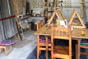 Pucón: local artisan textile & weaving tours.