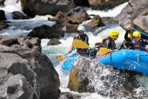 Pucón : Rafting sur la rivière Trancura Alto pour les aventuriers expérimentés