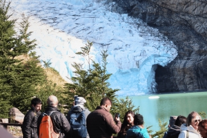 Puerto Natales : navigation vers les glaciers Balmaceda et Serrano