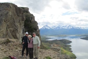 Puerto Natales: Caminata de Medio Día al Cerro Benítez con Cóndores