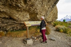 Puerto Natales: Full Day Aonikenk & Cuernos Lookout Trails