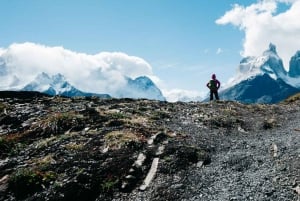 Puerto Natales: Full Day Aonikenk & Cuernos Lookout Trails