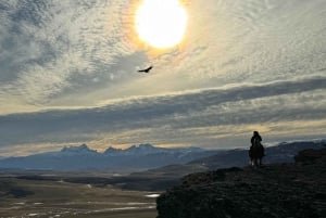 Puerto Natales: Escursione a cavallo di un'intera giornata sulle montagne