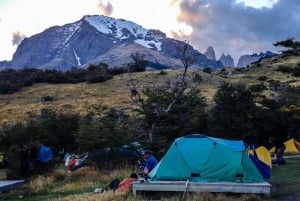 Puerto Natales: Guided Base Torres Trek