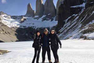 Puerto Natales: Guided Base Torres Trek