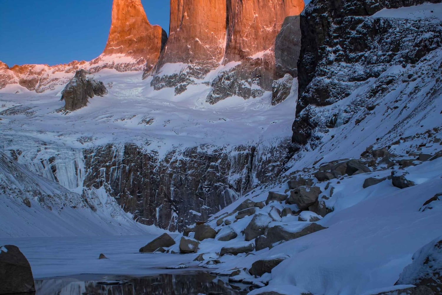 Puerto Natales: Base Torres del Paine Trekking with transfer