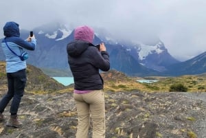 Puerto Natales: Torres del Paine Full Day Tour