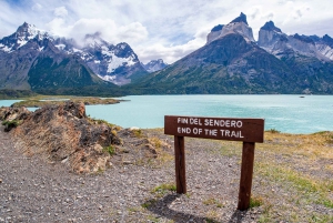 Puerto Natales: Torres del Paine Park Full-Day Hike