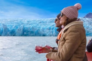 Puerto Natales: transfer naar de Grey Glacier Navigation