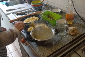 Punta Arenas: Chilean cooking classes + Chilean wine