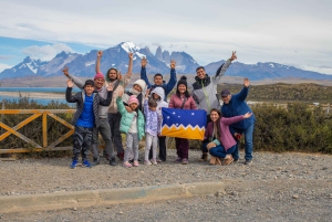 Punta Arenas: Ganztägiger Ausflug Torres del Paine + Milodón (mit Flughafentransfer)