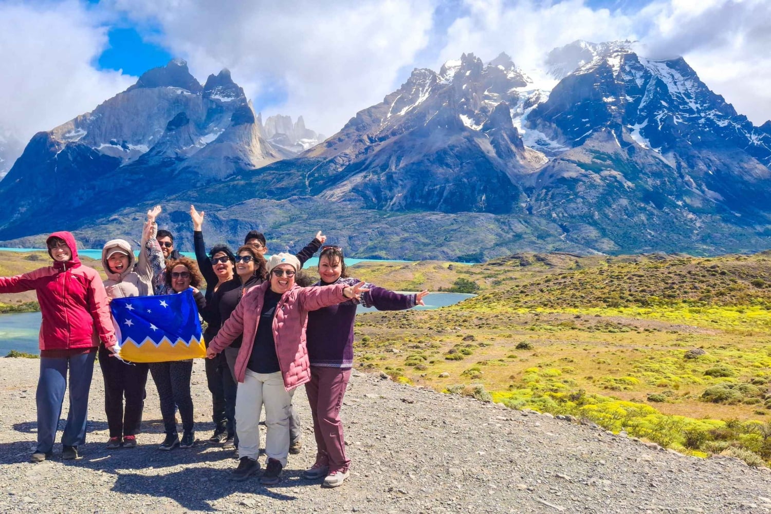 Punta Arenas : Journée complète à Torres del Paine + Milodón (avec transfert aéroport)