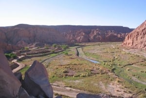 Regnbuens dal: En rejse i farver og naturlige vidundere