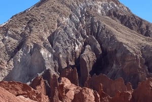 Excursión al Valle del Arco Iris: Colores y sabores fascinantes