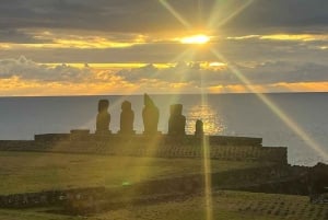 Rapa Nui: 3 Excursions with Hotel Transfers