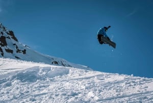 Ski in the resorts of Santiago with professional instructors