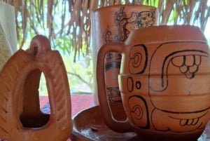 SAN IGNACIO: Kalligrafiupplevelse med mat hos en mayafamilj