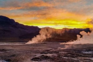 San Pedro de Atacama: El Tatio Geysers & Machuca Lagoon Trip