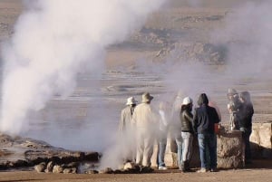 San Pedro de Atacama: El Tatio Geysers & Machuca Lagoon Trip