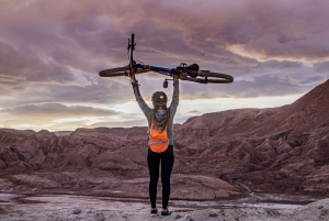 San Pedro de Atacama: Electric Bike Tour to Moon Valley