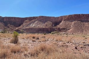 San Pedro de Atacama: Rainbow Valley and Petroglyphs Tour