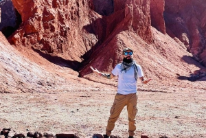 San Pedro de Atacama: Tour della Valle dell'Arcobaleno e dei Petroglifi