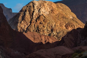 San Pedro de Atacama: Rainbow Valley & Hierbas Buenas Tour