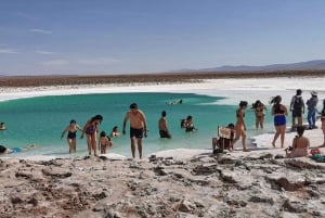 San Pedro de Atacama: Simma i de dolda Baltinache-lagunerna