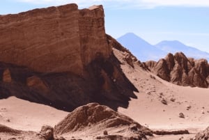 San Pedro de Atacama: Valle de la Luna Tour with Snacks