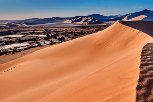San Pedro de Atacama: Valle de la Luna Tour with Snacks