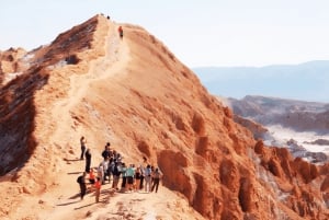San Pedro de Atacama: Valle de la Luna Tour with Snacks