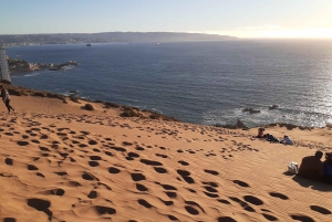 Sandboarding et coucher de soleil dans les dunes de Concon