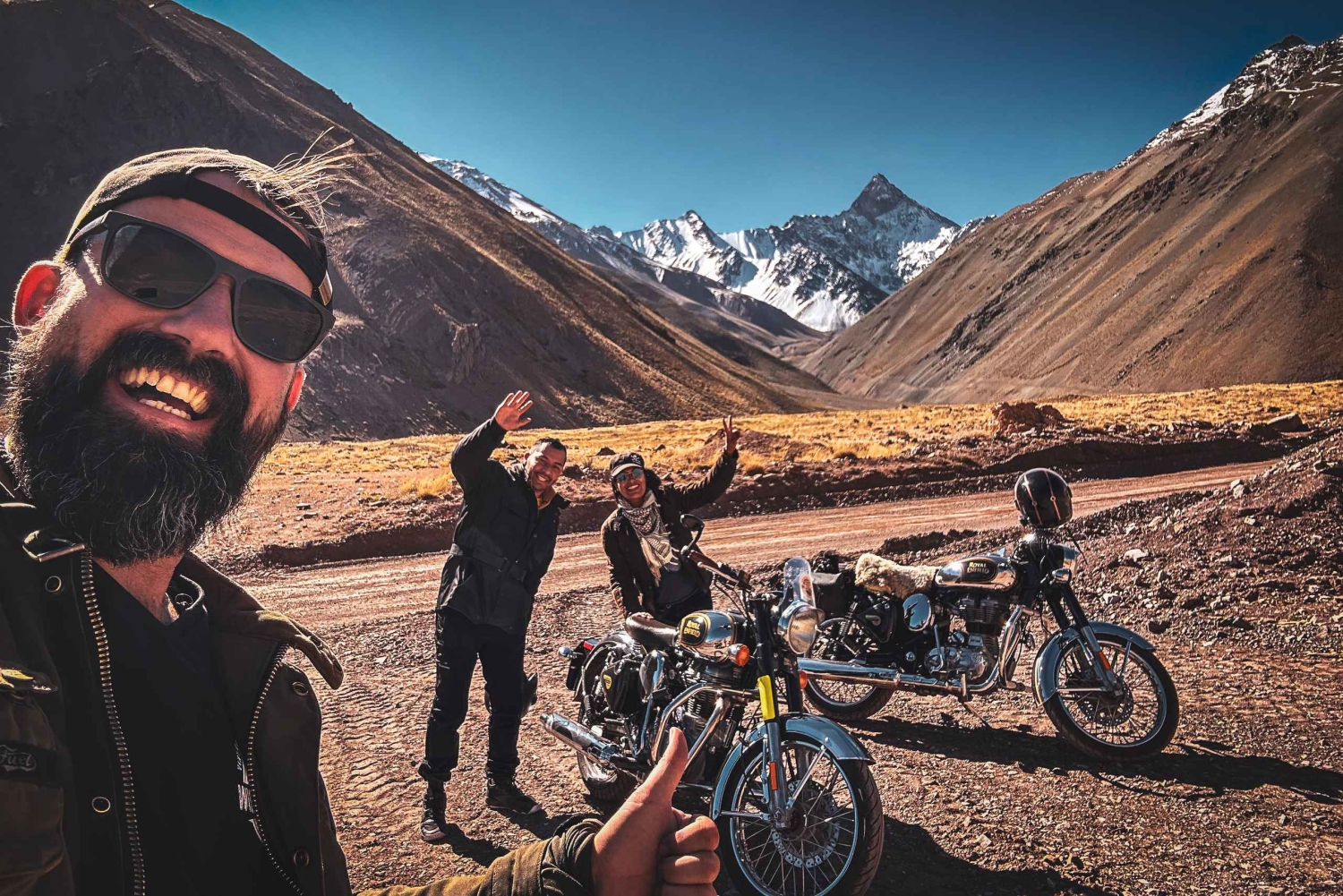 Santiago : aventure à moto vintage dans les Andes avec pique-nique