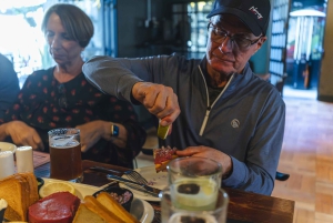 Santiago: Barrio Italia Food Tour with Tastings & Drinks