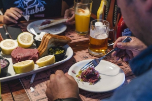 Santiago: Barrio Italia Food Tour with Tastings & Drinks