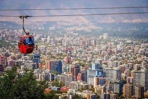 Santiago: Passeio de Teleférico e Excursão a Pé pelo Cerro San Cristóbal
