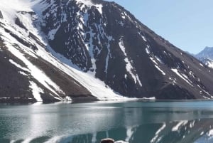 Santiago: Cajón del Maipo ja El Yeson patoalue, chililäinen juhla ja piknik