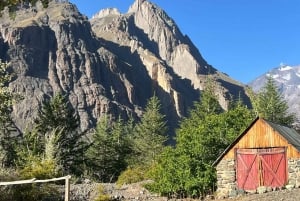 Santiago: Cajón del Maipo´s activities mountain refuge
