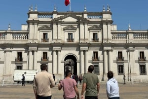 Santiago del Cile: come un locale; storia, panorami, arte e cibo.